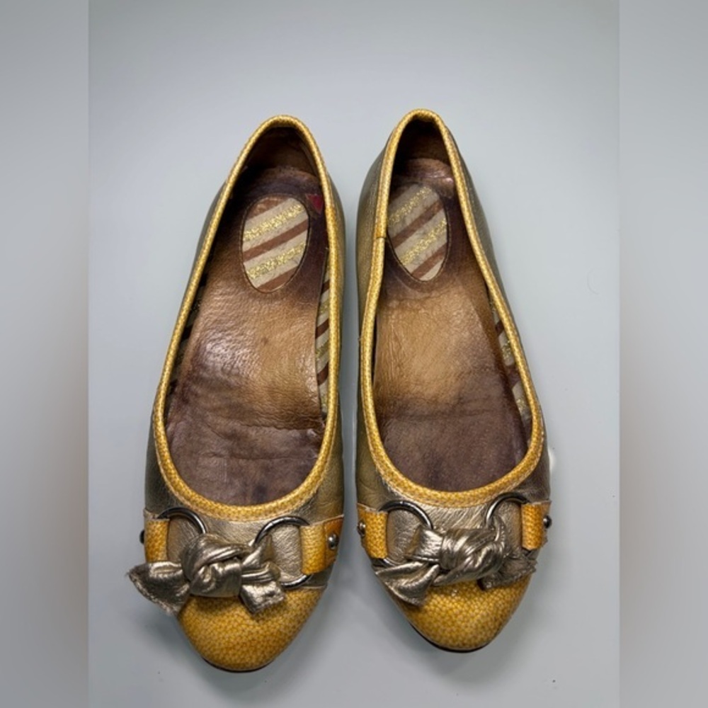 Sperry Yellow and Gold Women's Flats